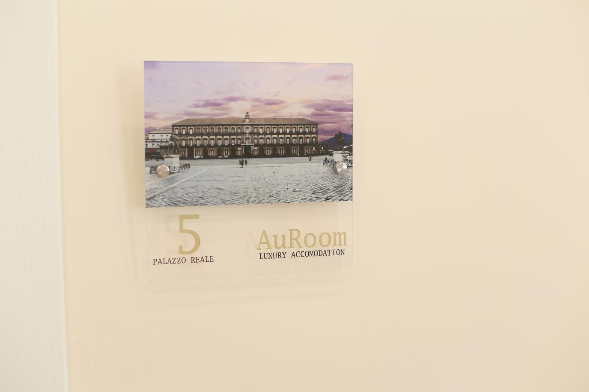 Auroom Наполи Екстериор снимка